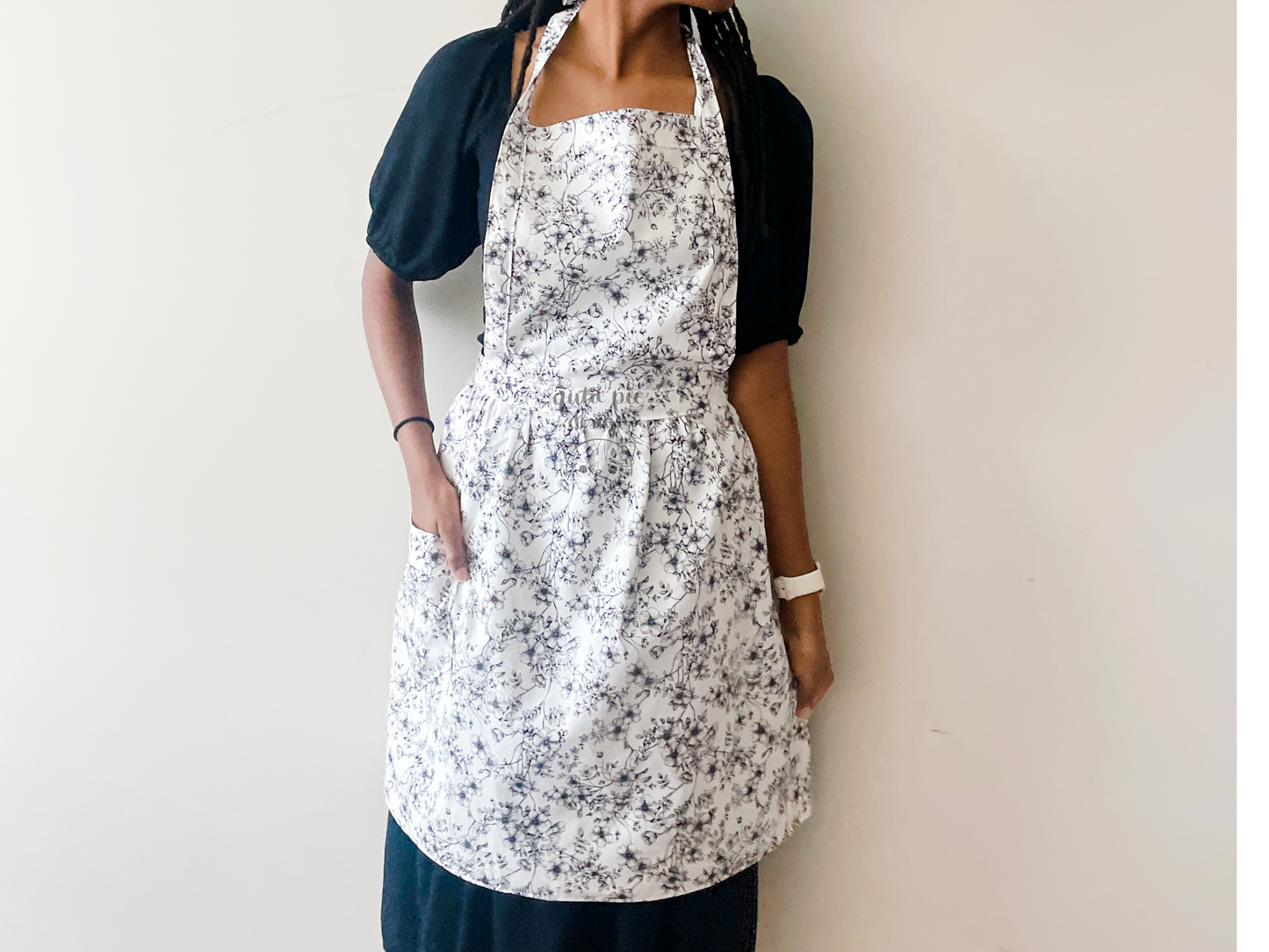 Cotton Vintage-Inspired Apron