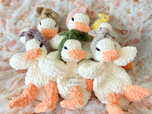 Della Duck Lovey- White